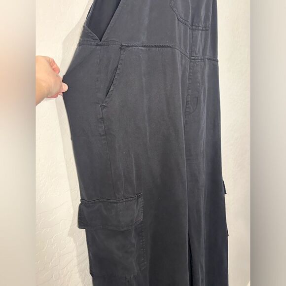 RISEN wide leg cargo overalls in‎ black Size Large - Picture 5 of 11